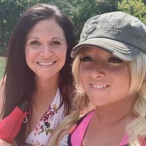 Meet your Posher, Melanie